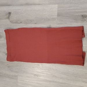 Midi skirt, back slit open, small